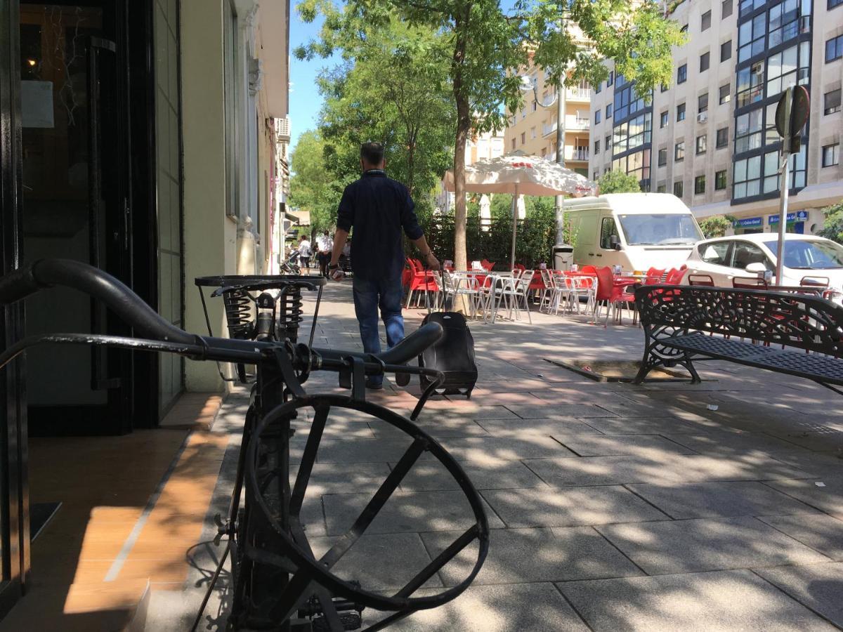Apartament Me Voy A Madrid -Junto Al Parque Del Retiro-4 Zewnętrze zdjęcie